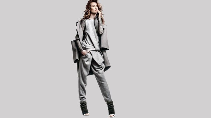 本人女20，平胸跟男生一样怎么办 ?